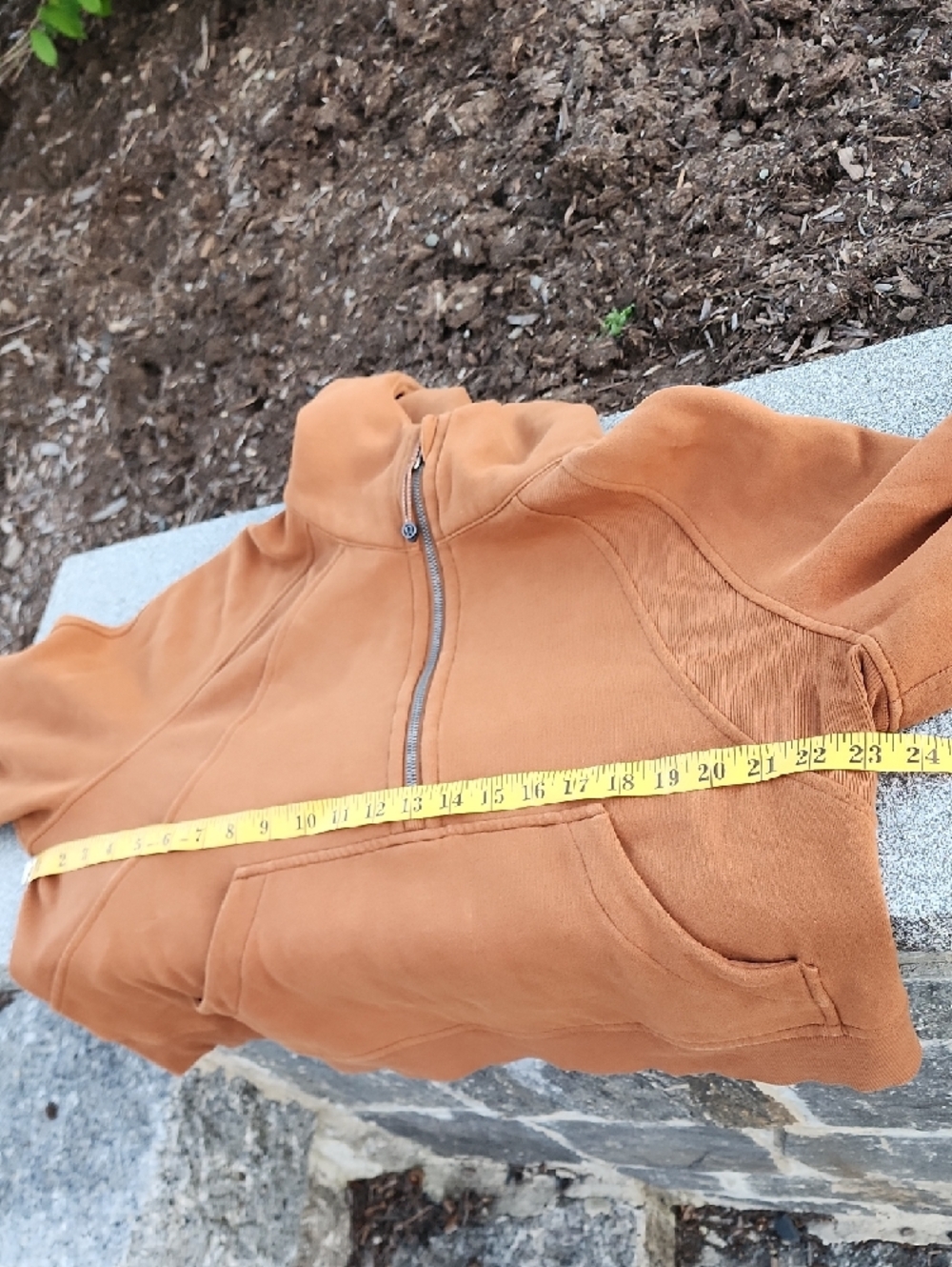 Lululemon Scuba Half-Zip Hooded Sweatshirt in Copper Brown Medium / Large - Picture 10 of 11